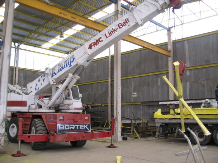 GRUA TELESCOPICA
